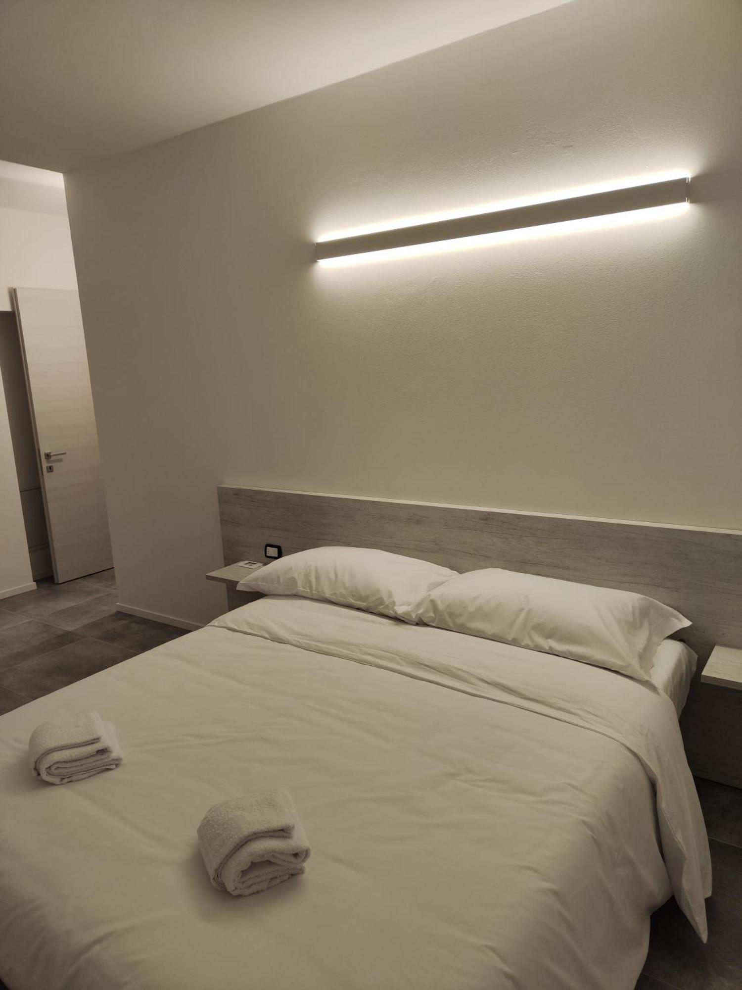 Oasi Degli Ulivi Appartement Riva del Garda Buitenkant foto