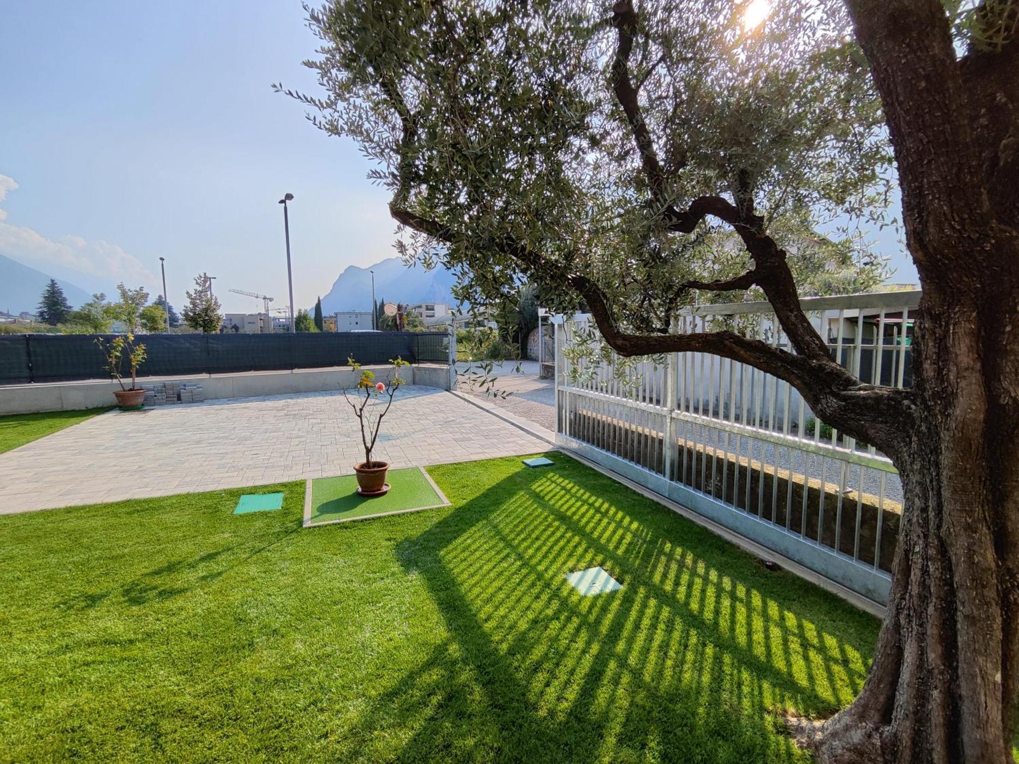 Oasi Degli Ulivi Appartement Riva del Garda Buitenkant foto